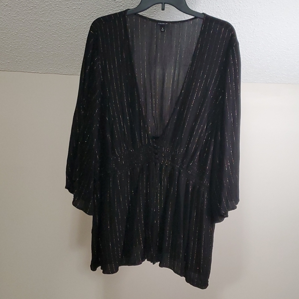 Torrid‎ Black and Gold sheer jacket  sz:3